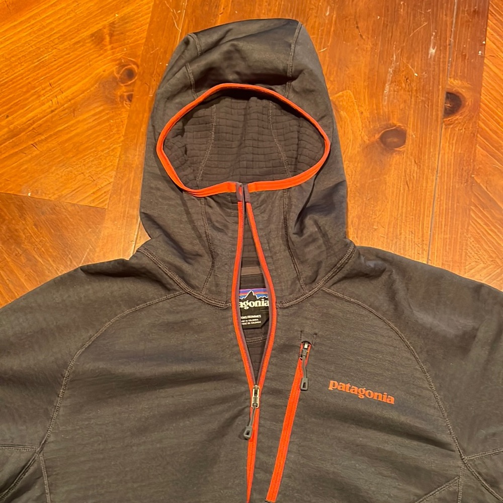 Patagonia R1 hoodie